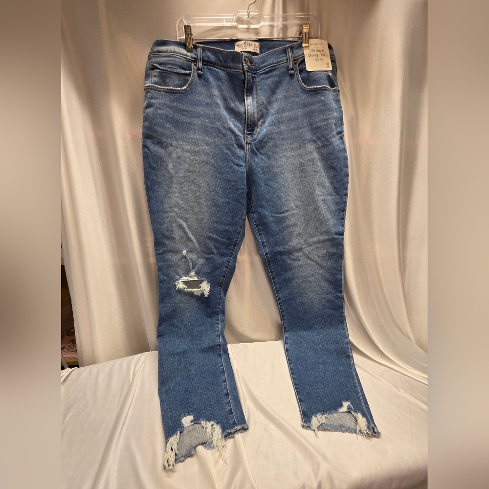 Abercrombie & Fitch Blue Distressed Skinny Jeans